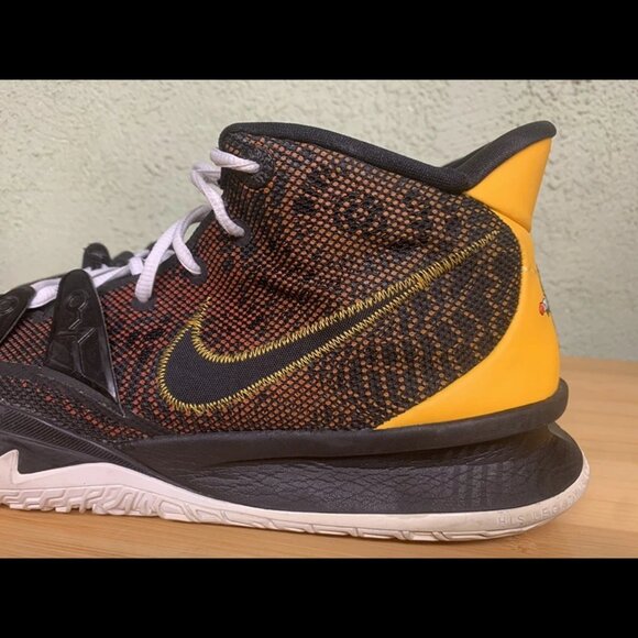RARE Nike Kyrie 7‎ Roswell Rayguns Black Gold Mens Shoes CQ9326-003 Size 14 main image 11